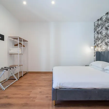 Zuli's 2 Apartment *